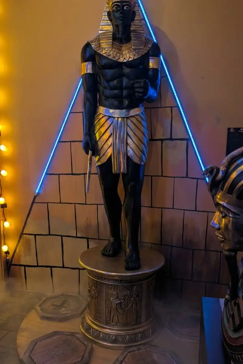 Escape room game in Ocala Florida at Huddys Escape